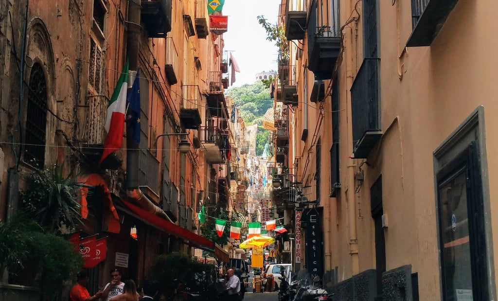 Why Kimbo Coffee Is the Heart of Naples – And Where to Buy It in the UK
